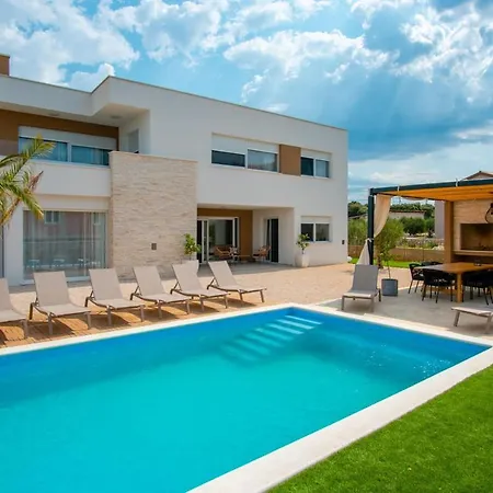 Principesa Villa